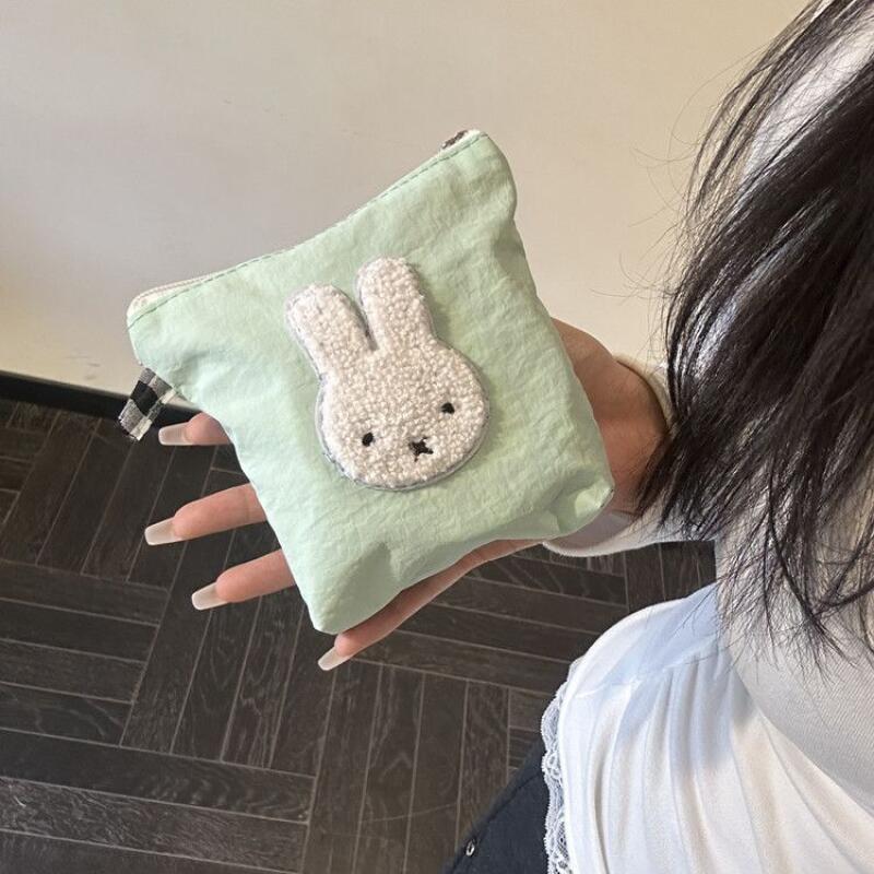 Coin Purse Women - กระเป๋าเครื่องสำอางมีฟฟี่แบบมีซิปใหม่ กระเป๋าใส่เหรียญสุดน่ารัก พกพาสะดวก ความจุขนาดใหญ่ สำหรับเก็บของชิ้นเล็ก กระเป๋าคลัทช์สำหรับผู้หญิง