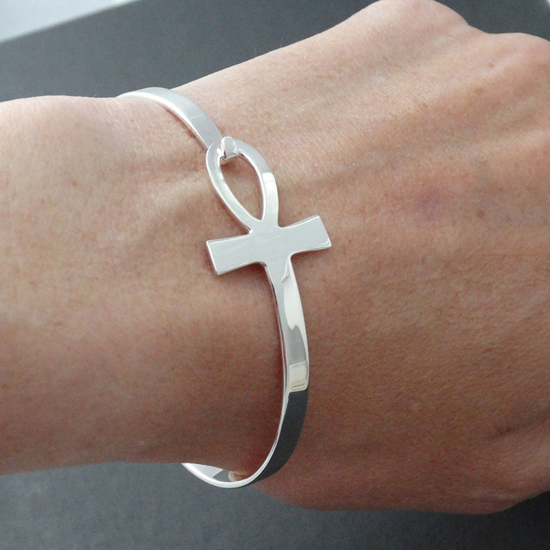 ผู้หญิงข้ามสร้อยข้อมือ, ป้องกั - Women Fashion Egypt บทวิจารณ์และราคา