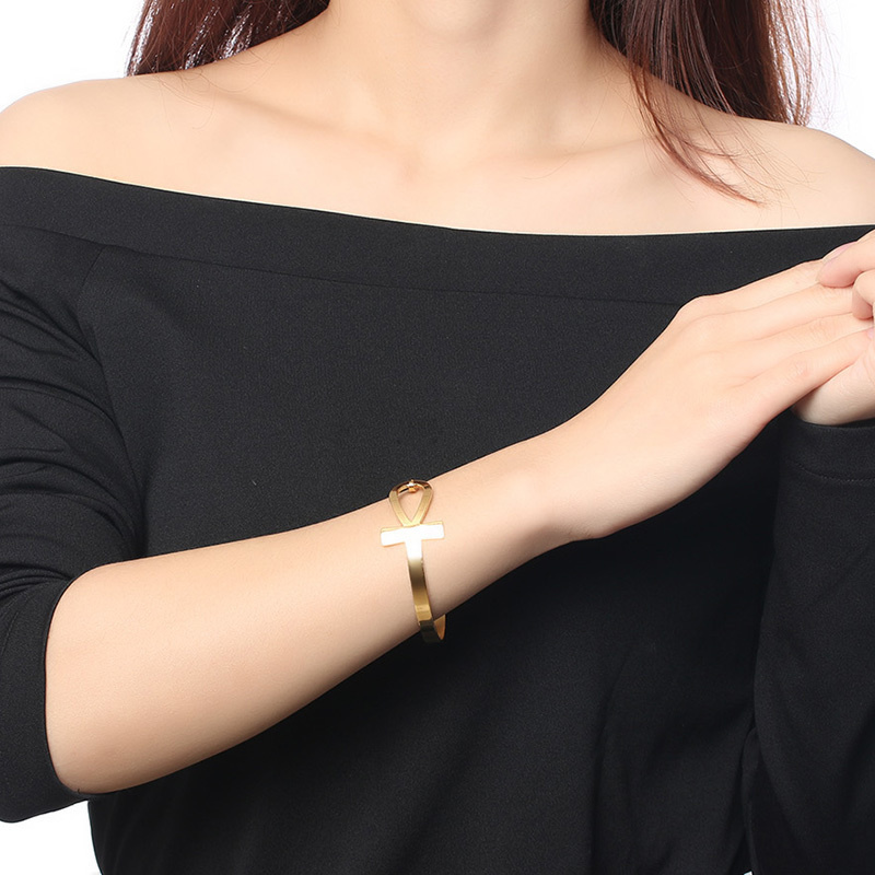 ผู้หญิงข้ามสร้อยข้อมือ, ป้องกั - Women Fashion Egypt บทวิจารณ์และราคา